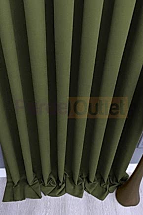 Çimen Yeşili Düz Fon Perde