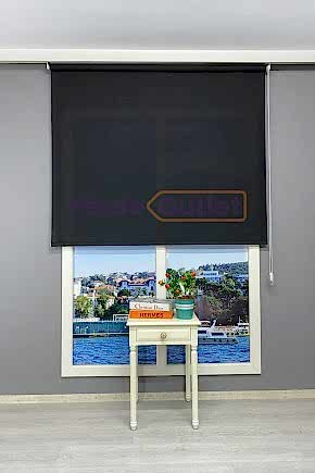 Siyah Sun Screen Stor Perde