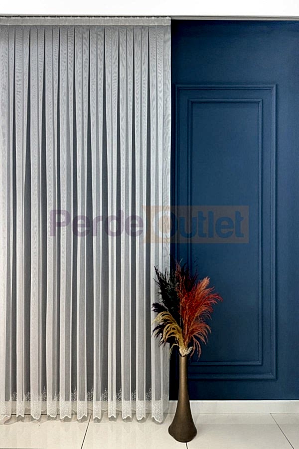 Ekru Etek İşlemeli Düz Tül Perde